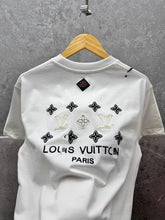Load image into Gallery viewer, T-shirt