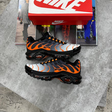 Load image into Gallery viewer, Shoes