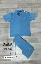 Load image into Gallery viewer, Tshirt