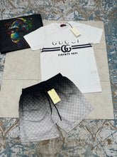 Load image into Gallery viewer, Tshirt