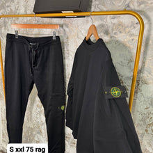 Load image into Gallery viewer, Tracksuit
