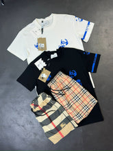 Load image into Gallery viewer, T-shirt