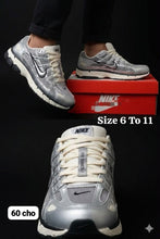 Load image into Gallery viewer, Shoes