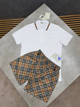 Load image into Gallery viewer, Tshirt