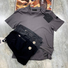 Load image into Gallery viewer, Tshirt