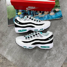 Load image into Gallery viewer, Shoes