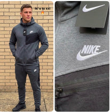 Load image into Gallery viewer, Tracksuit men