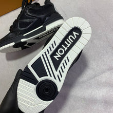 Load image into Gallery viewer, Shoes men