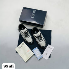 Load image into Gallery viewer, Shoes