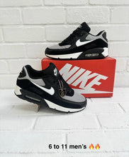 Load image into Gallery viewer, Shoes