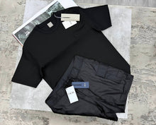 Load image into Gallery viewer, T-shirt