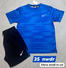 Load image into Gallery viewer, T-shirt
