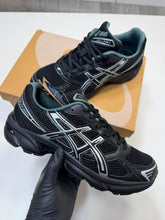Load image into Gallery viewer, Shoes men