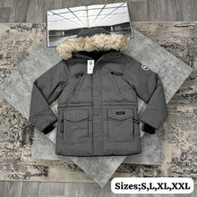 Load image into Gallery viewer, Jacket