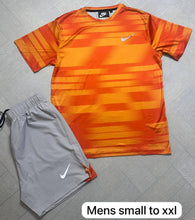 Load image into Gallery viewer, T-shirt