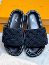 Load image into Gallery viewer, Slipper