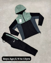 Load image into Gallery viewer, Tracksuit boy