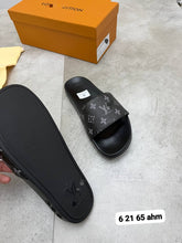 Load image into Gallery viewer, Slipper
