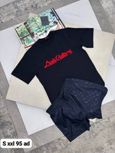 Load image into Gallery viewer, Tshirt