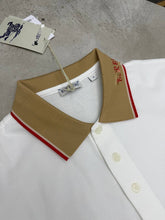 Load image into Gallery viewer, Tshirt