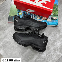 Load image into Gallery viewer, Shoes