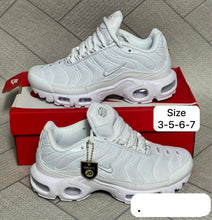 Load image into Gallery viewer, Shoes