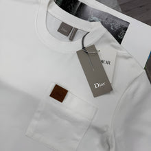 Load image into Gallery viewer, T-shirt