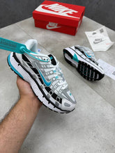 Load image into Gallery viewer, Shoes