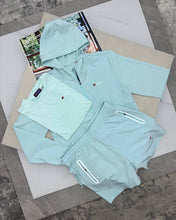 Load image into Gallery viewer, T-shirt