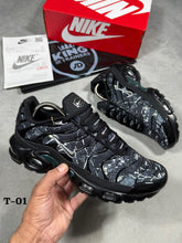 Load image into Gallery viewer, Shoes