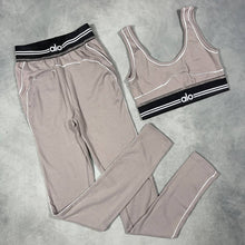 Load image into Gallery viewer, Tracksuit women