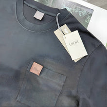 Load image into Gallery viewer, T-shirt