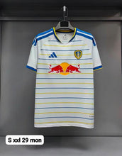 Load image into Gallery viewer, T-shirt