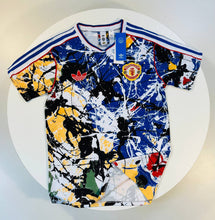 Load image into Gallery viewer, Tshirt