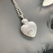 Load image into Gallery viewer, Necklace