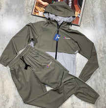 Load image into Gallery viewer, Tracksuit men