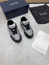Load image into Gallery viewer, Shoes men