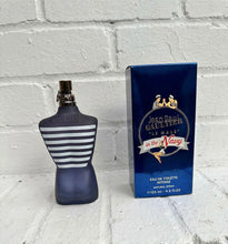 Load image into Gallery viewer, Perfume