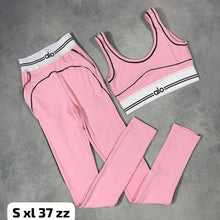 Load image into Gallery viewer, Tracksuit women