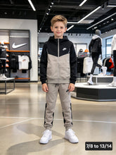 Load image into Gallery viewer, Tracksuit