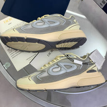 Load image into Gallery viewer, Shoes