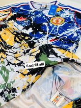 Load image into Gallery viewer, Tshirt