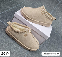 Load image into Gallery viewer, Slipper