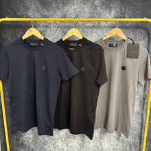 Load image into Gallery viewer, T-shirt