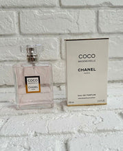 Load image into Gallery viewer, Perfume