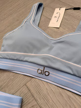 Load image into Gallery viewer, Tracksuit women