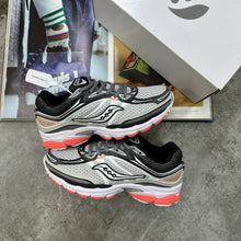 Load image into Gallery viewer, Shoes