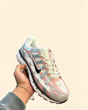 Load image into Gallery viewer, Shoes