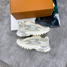 Load image into Gallery viewer, Shoes