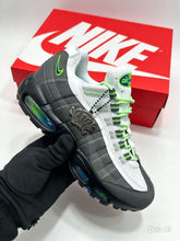 Load image into Gallery viewer, Shoes